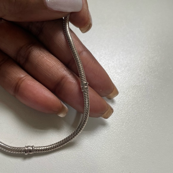Pandora Moments Barrel Clasp Snake Chain Bracelet - Picture 3 of 7